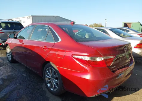 2017 Toyota Camry Hybrid Xle z USA, uszkodzony, nr VIN 4T1BD1FK5HU219970